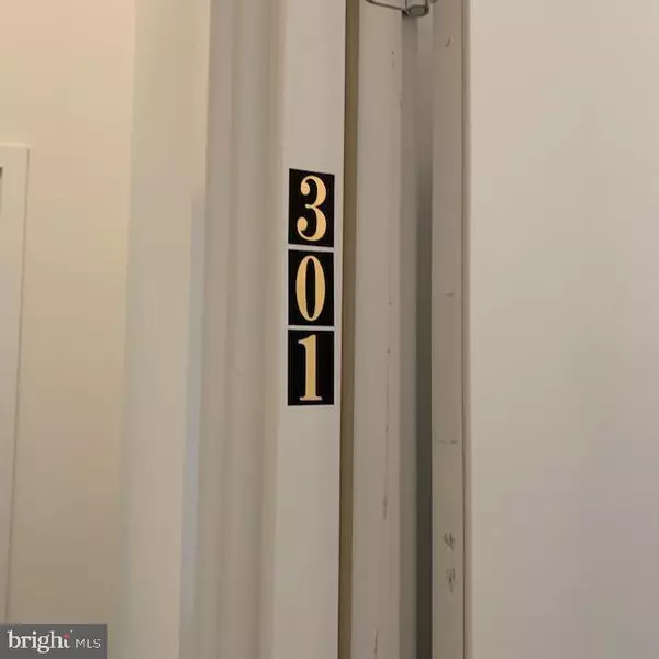 Philadelphia, PA 19128,6164-66 RIDGE AVE #301