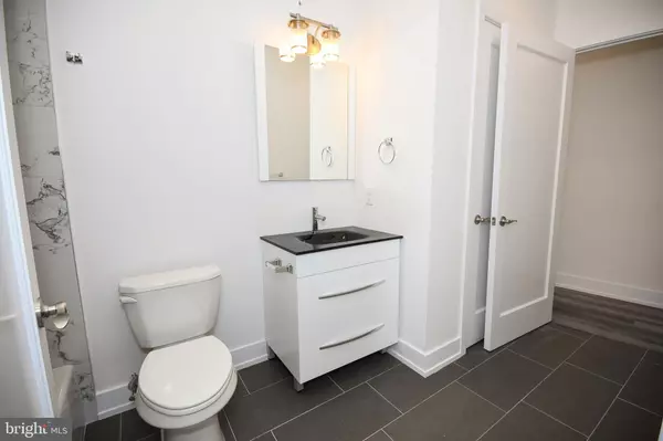 Philadelphia, PA 19128,6164-66 RIDGE AVE #301