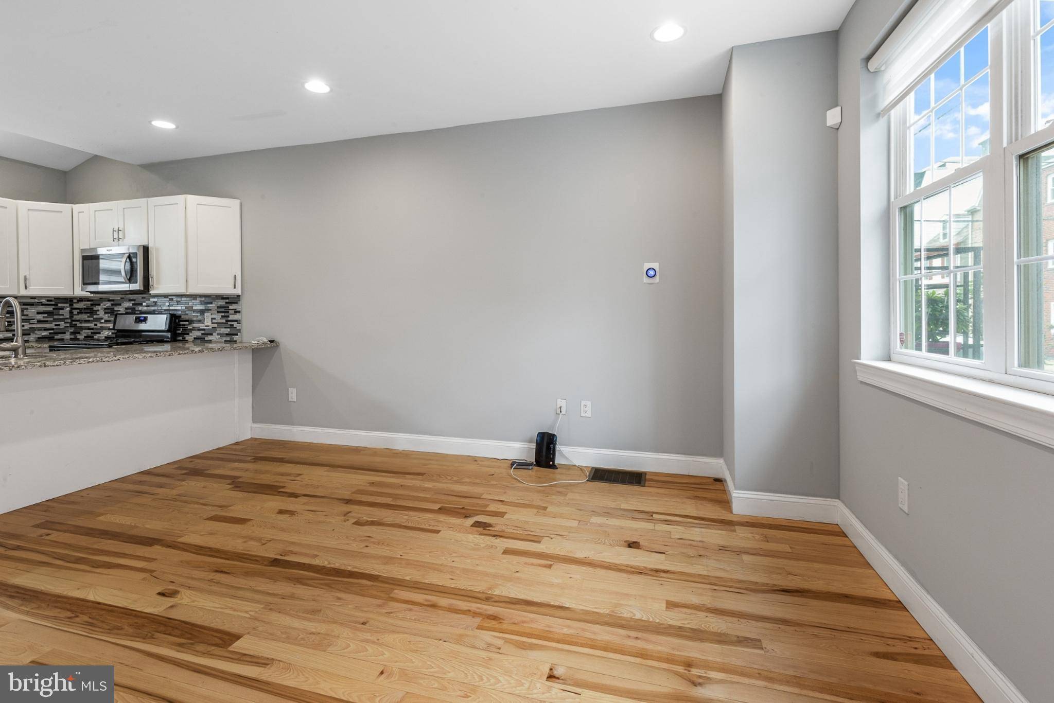 Philadelphia, PA 19125,724 E THOMPSON ST