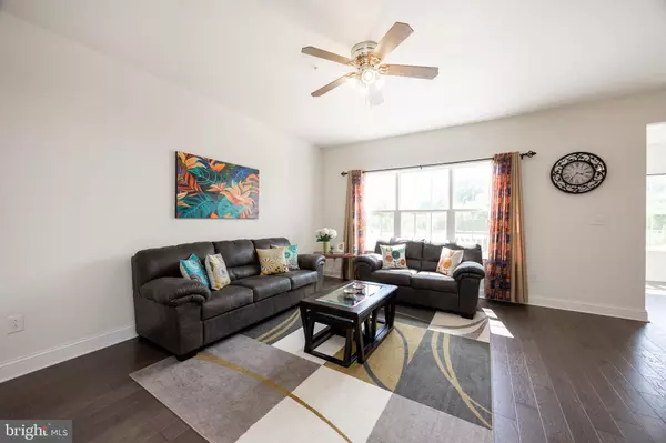 Royersford, PA 19468,121 GOLDEN VALE DR