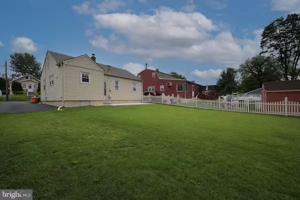 Haddon Heights, NJ 08035,1524 OAK AVE