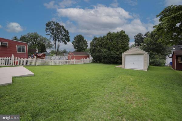 Haddon Heights, NJ 08035,1524 OAK AVE