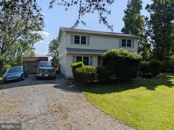 66 KELLER LN, Shermans Dale, PA 17090
