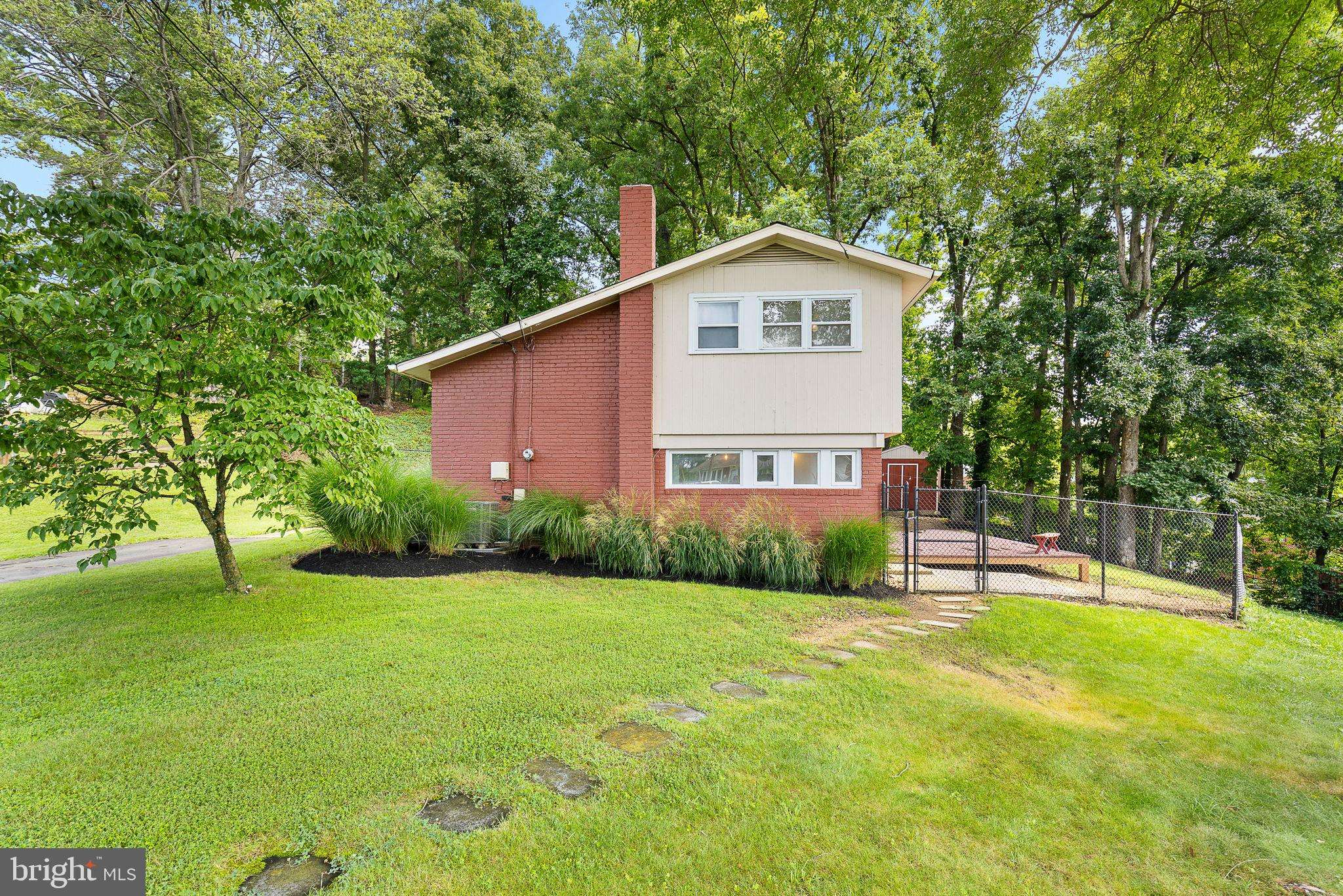 Alexandria, VA 22312,5608 ETON CT