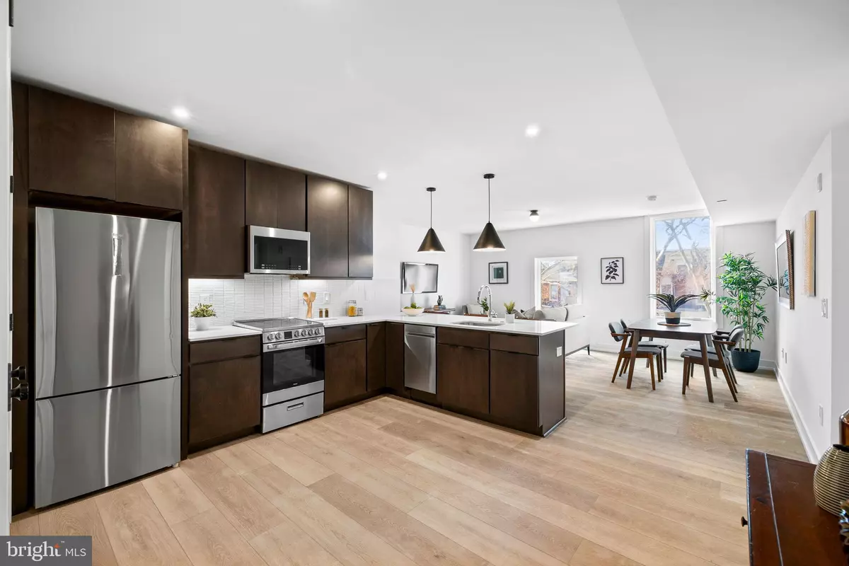 Philadelphia, PA 19143,5200-10 CHESTER AVE #402