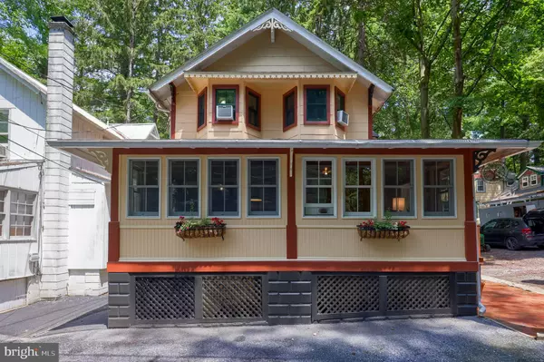Mount Gretna, PA 17064,207 DICKSON