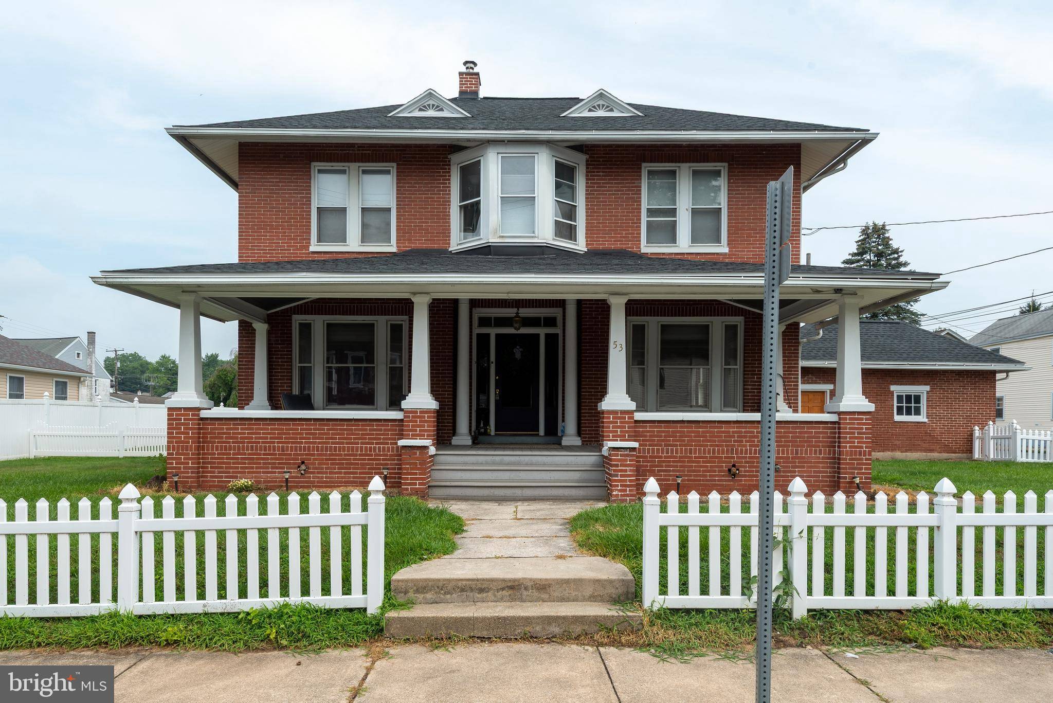53 E HUMMELSTOWN ST, Elizabethtown, PA 17022