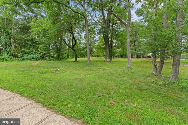 Mullica Hill, NJ 08062,167 CEDAR GROVE RD