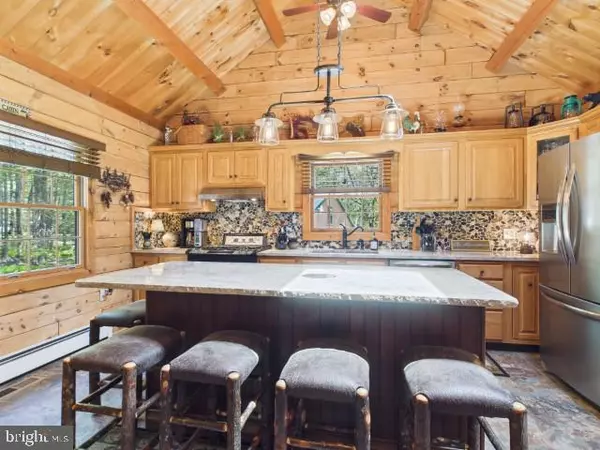 Pocono Lake, PA 18347,250 ROBYN LN