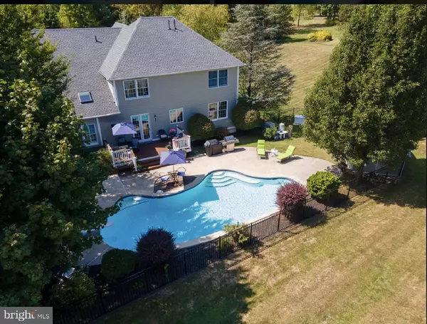 Doylestown, PA 18902,1715 HOLICONG RD