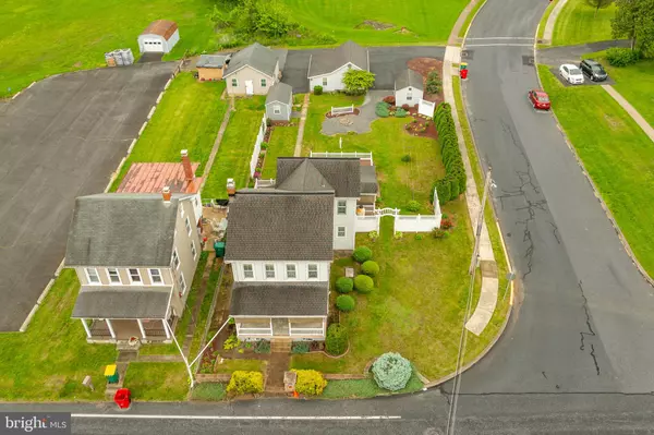 852 FRITZTOWN RD, Reading, PA 19608
