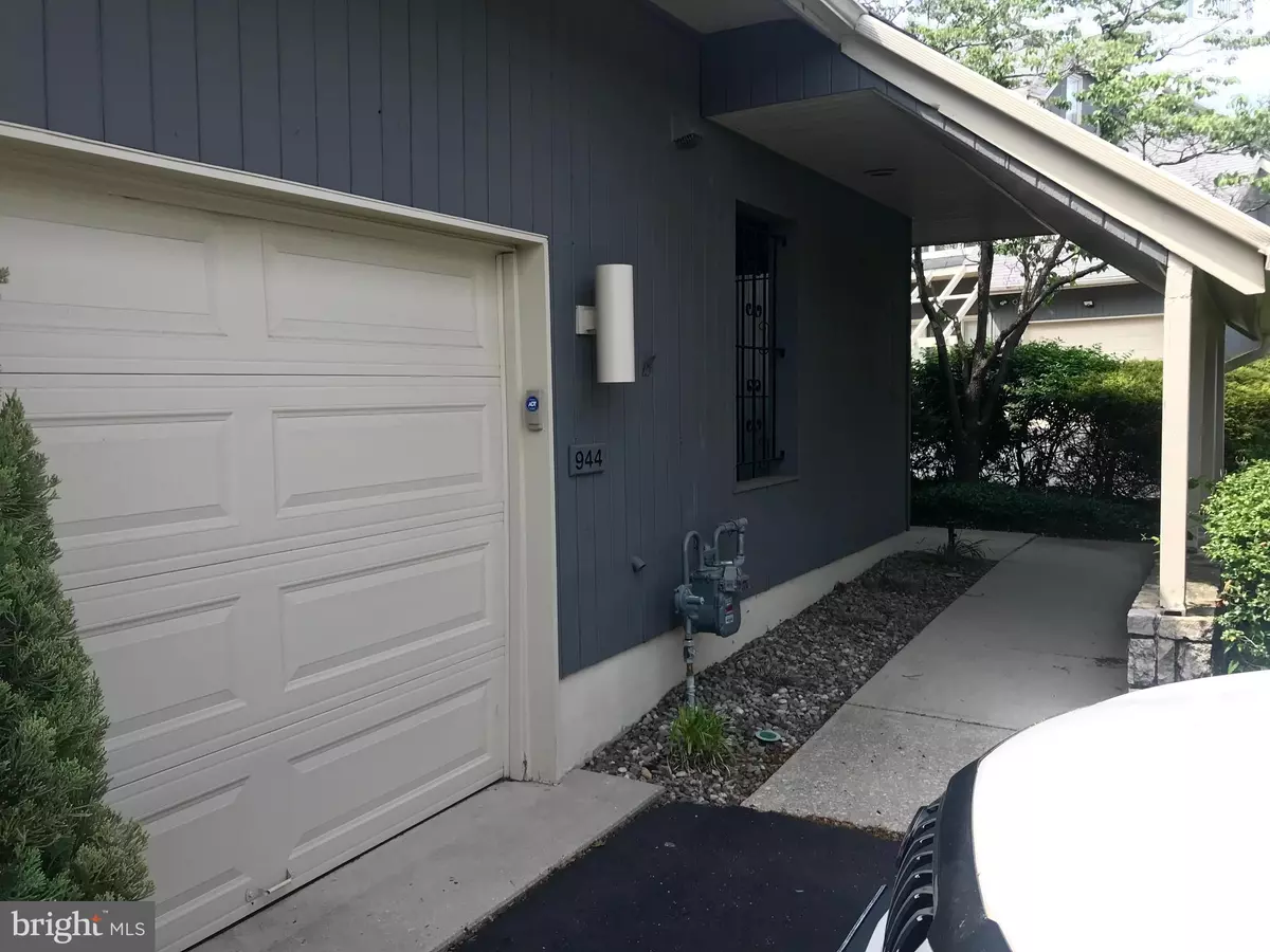 Cherry Hill, NJ 08003,944 CHANTICLEER #944