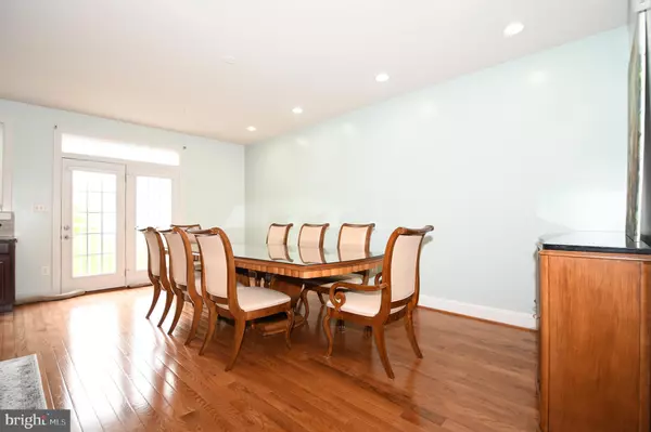 Rockville, MD 20850,14823 WOOTTON MANOR CT