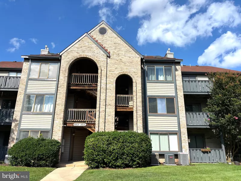 4905-A DUNBARTON RD, Mount Laurel, NJ 08054
