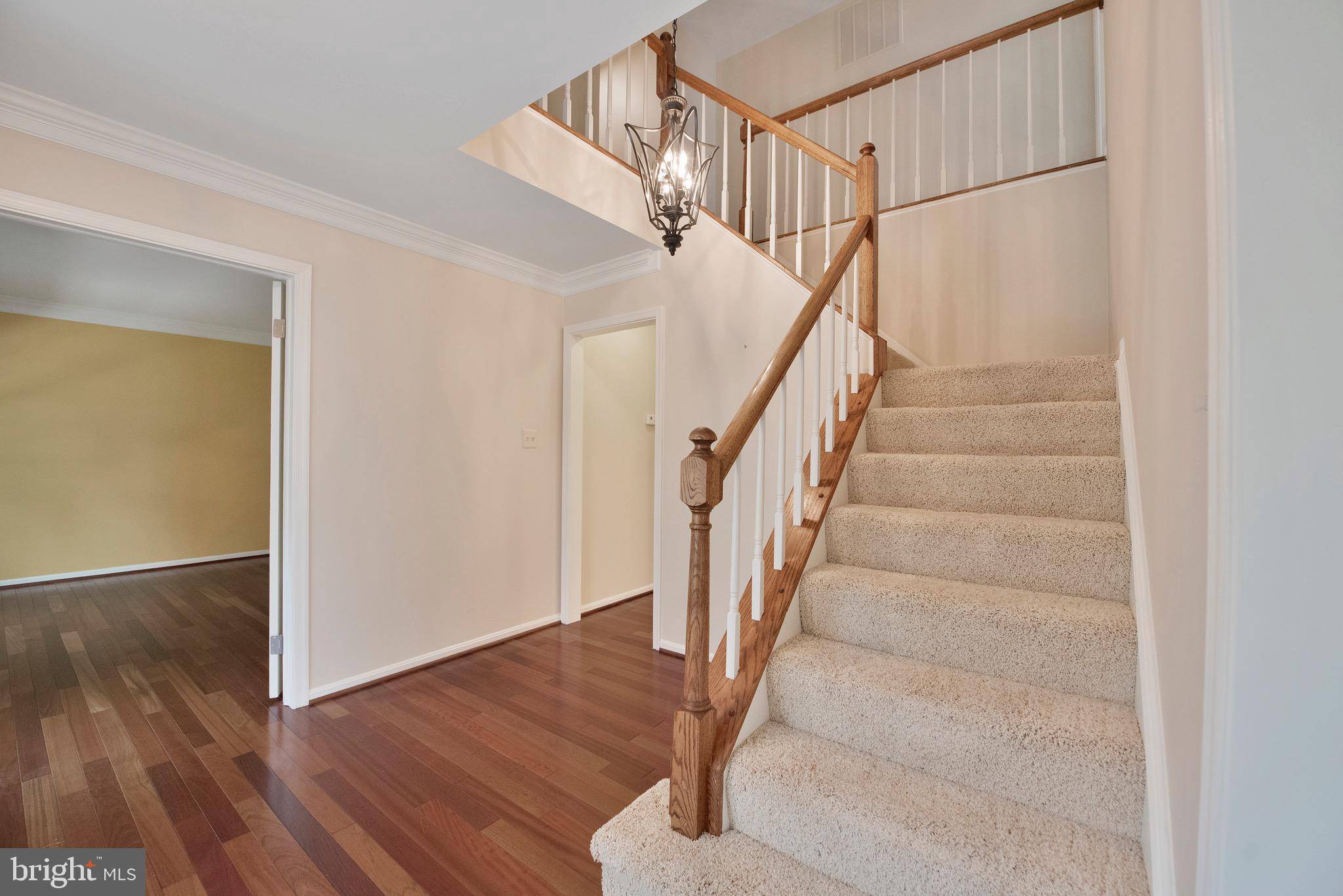 Chantilly, VA 20151,13907 VALLEY COUNTRY DR
