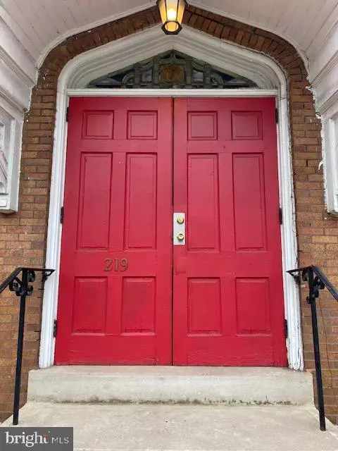 Steelton, PA 17113,219 LOCUST ST
