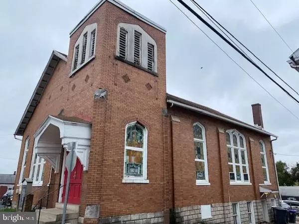 Steelton, PA 17113,219 LOCUST ST