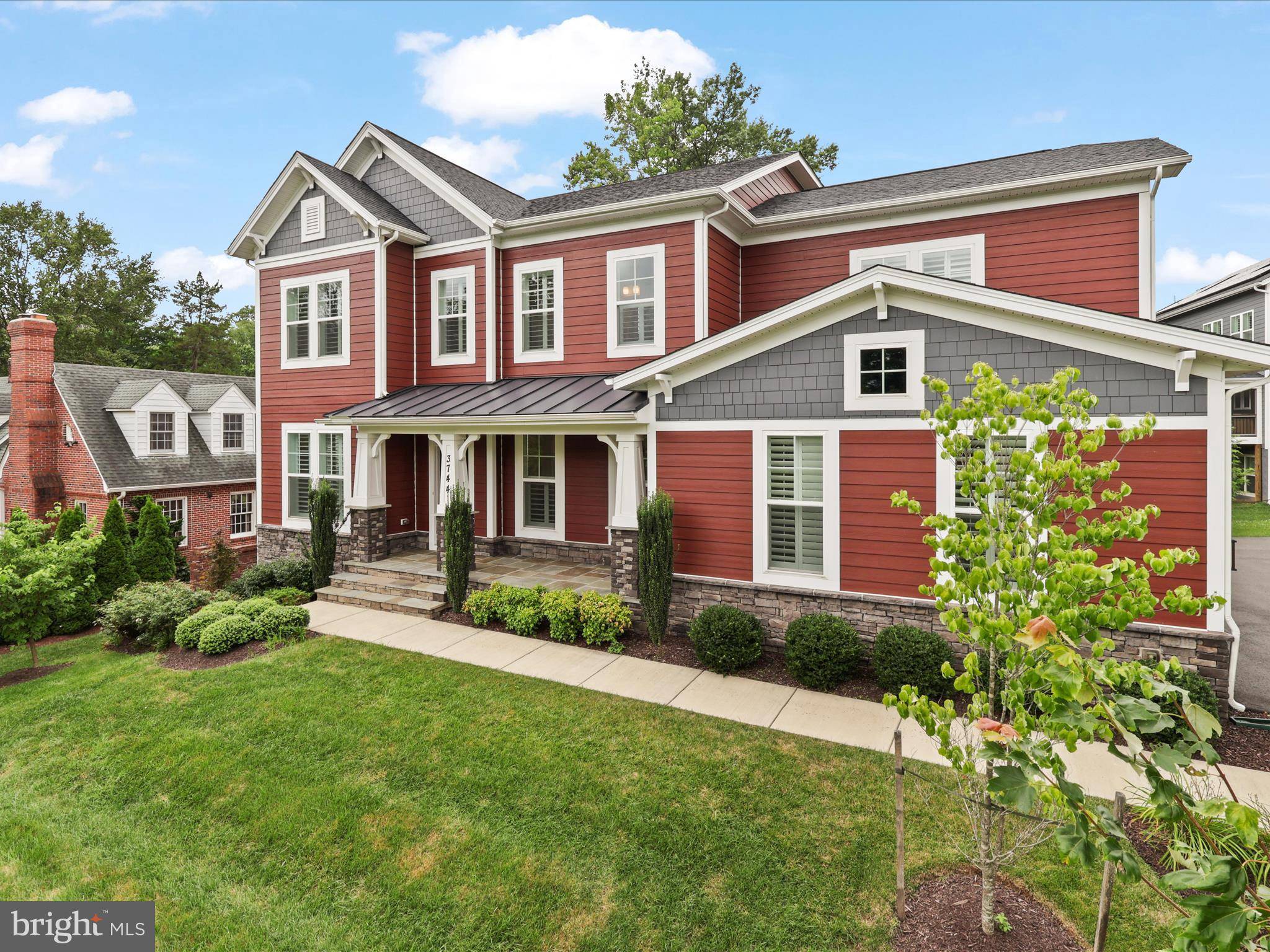 Fairfax, VA 22030,3744 CHAIN BRIDGE RD