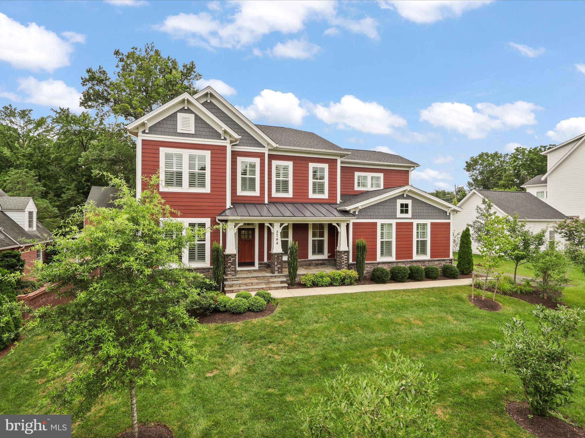 Fairfax, VA 22030,3744 CHAIN BRIDGE RD