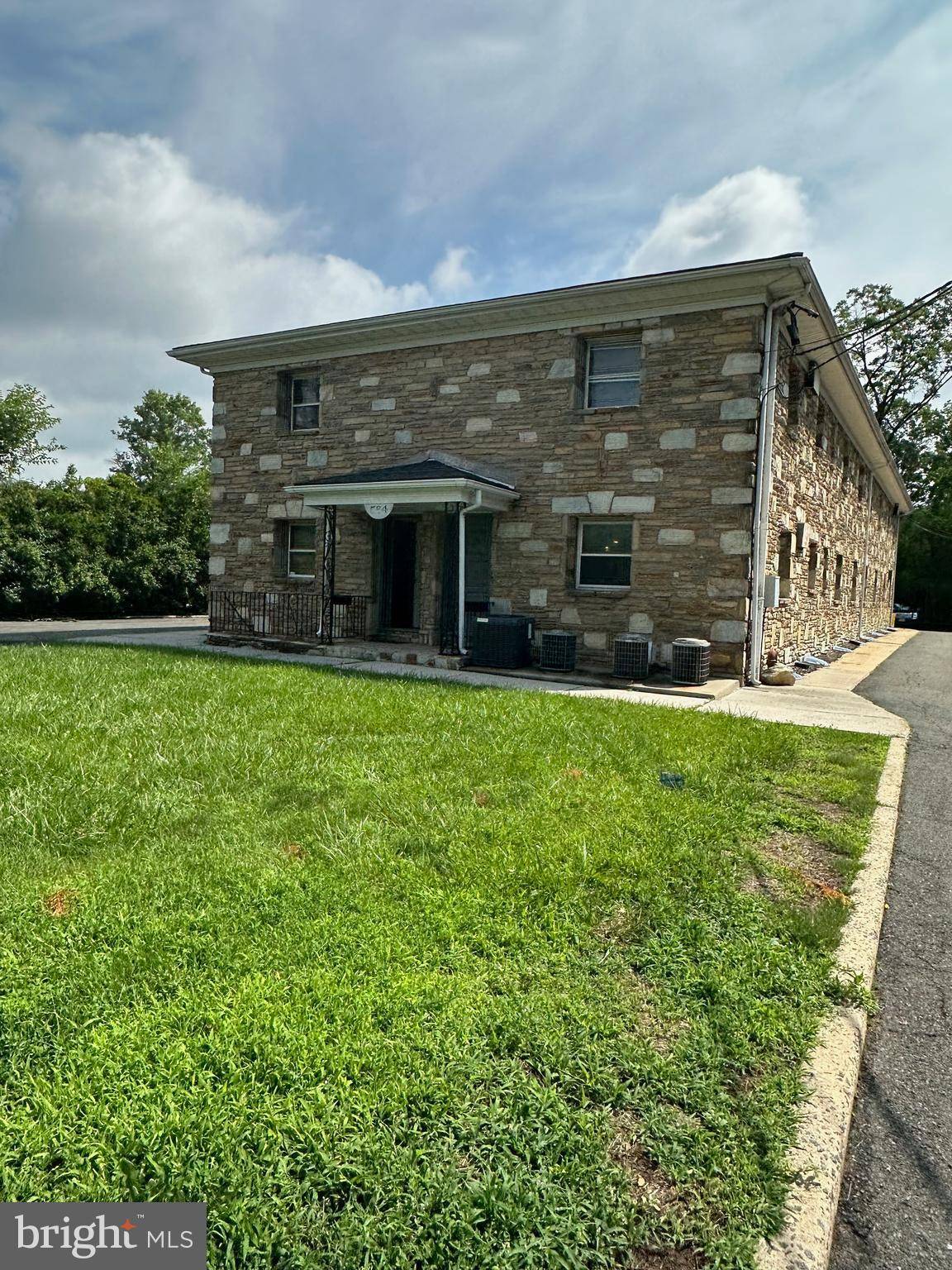564 GRAND AVE #UNIT 3, Ewing, NJ 08628