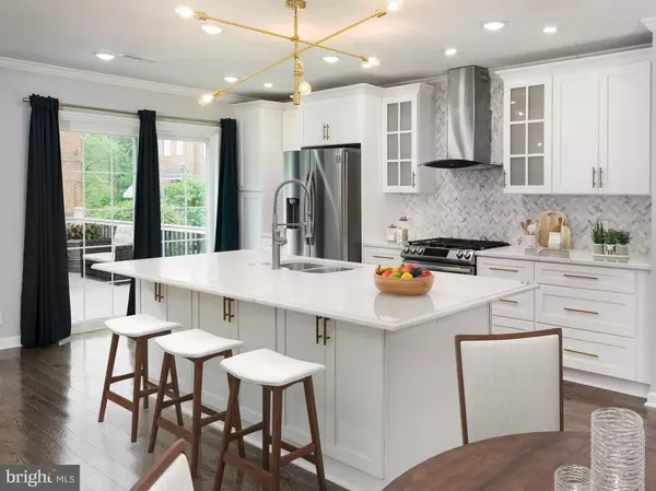 Philadelphia, PA 19119,1218 E CLIVEDEN ST