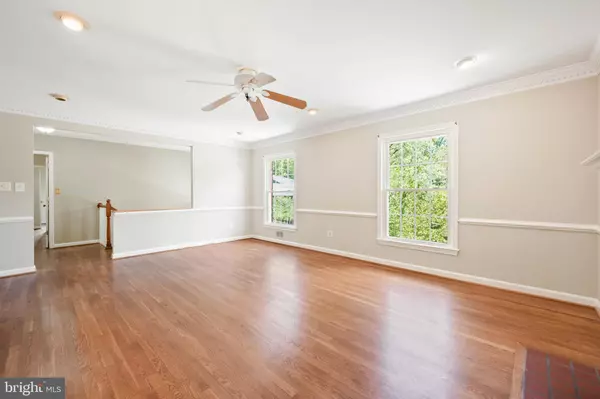 Bethesda, MD 20816,5520 WESTBARD AVE