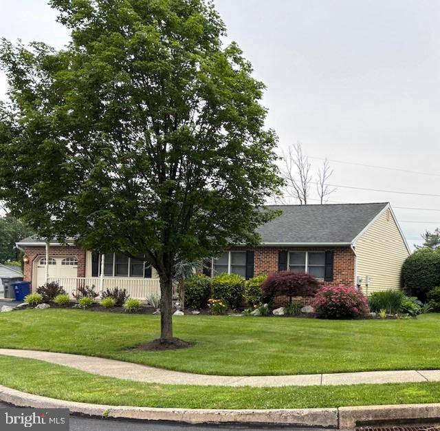 Reading, PA 19606,231 SUNRISE RD