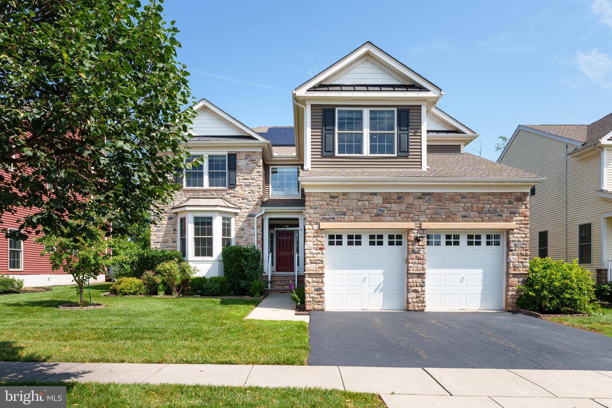 9 MYSTIC DR, Skillman, NJ 08558