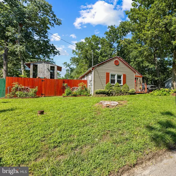 Browns Mills, NJ 08015,33 TEABERRY ST