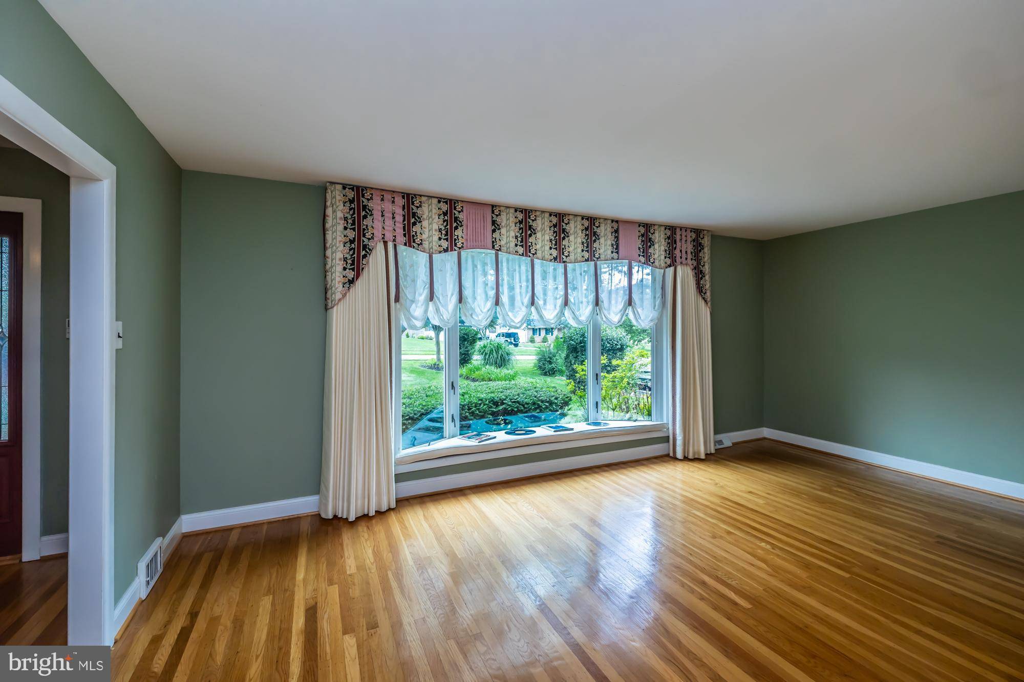 Exton, PA 19341,106 NOEL CIR