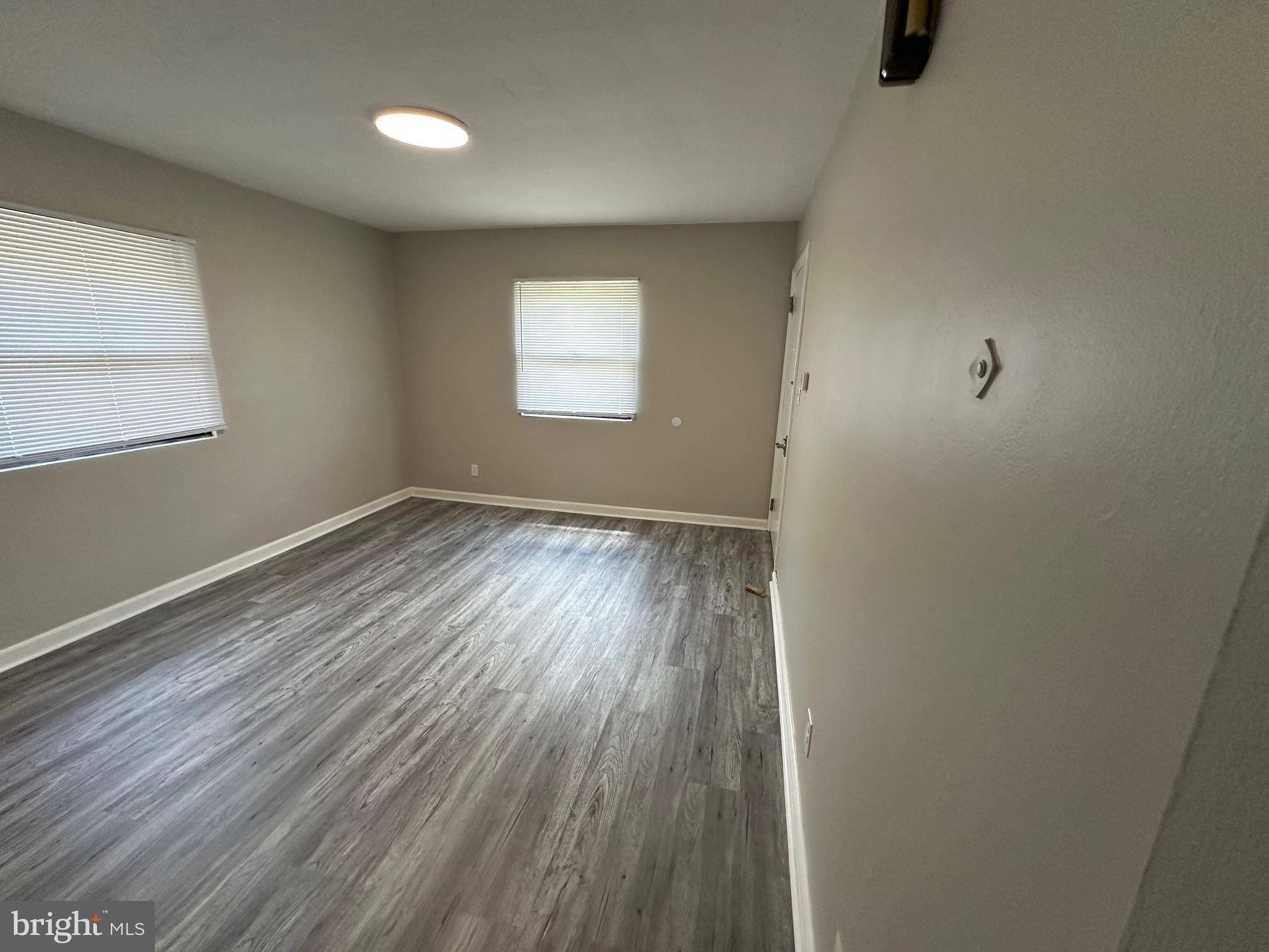 Ewing, NJ 08628,564 GRAND AVE #UNIT 2