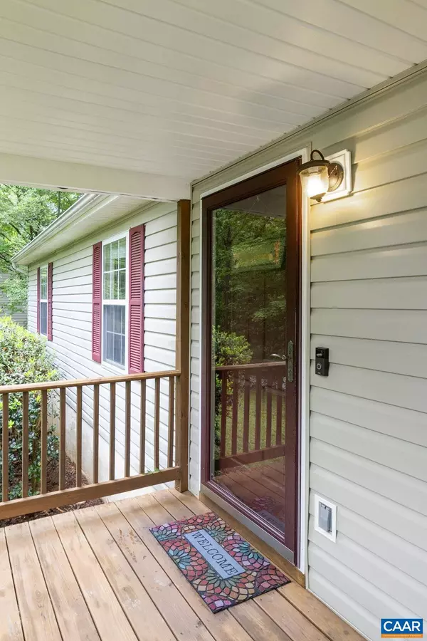 Palmyra, VA 22963,7 RIVERSIDE DR