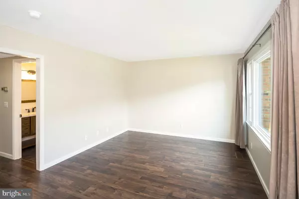 Fredericksburg, VA 22405,219 OVERLOOK CT