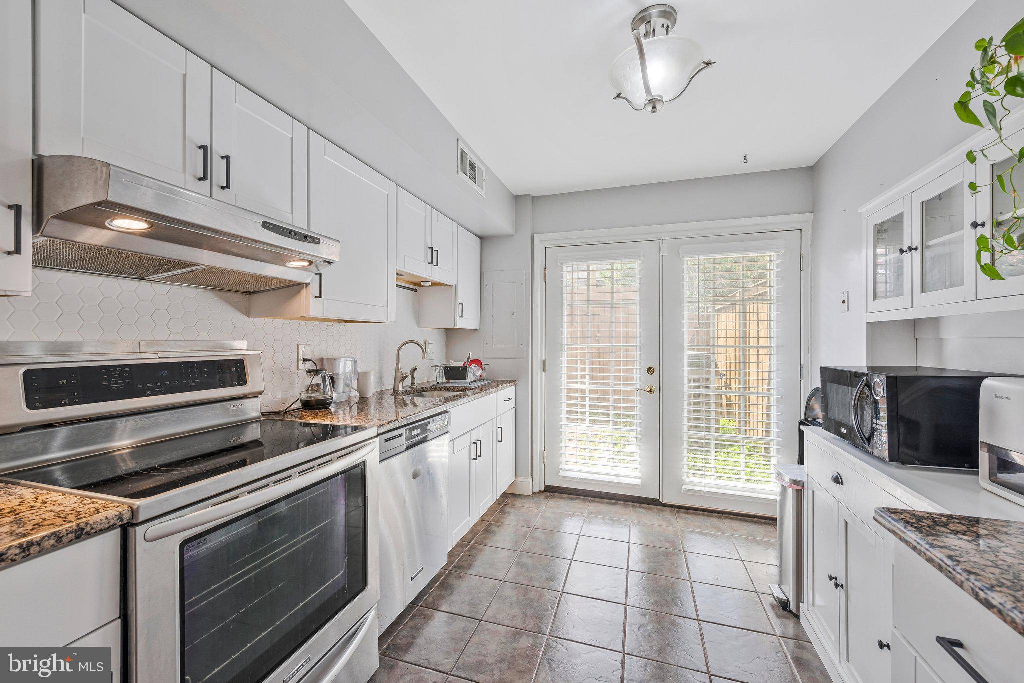 Columbia, MD 21044,11246 SNOWFLAKE CT #A-12-1