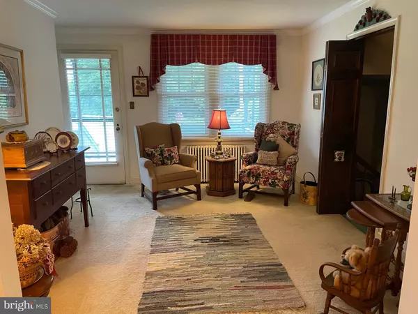 Harrisburg, PA 17113,821 DUNKLE ST