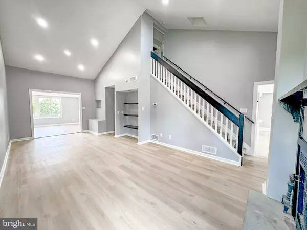 New Castle, DE 19720,23 KAREN CT