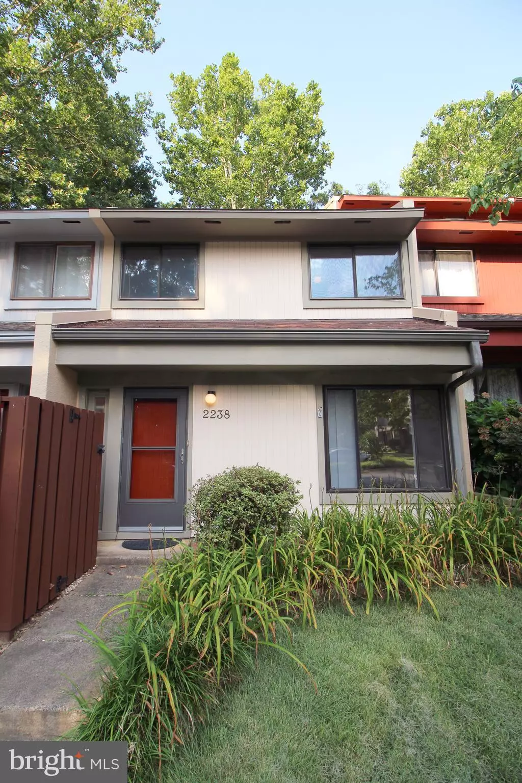 Reston, VA 20191,2238 WHITE CORNUS LN