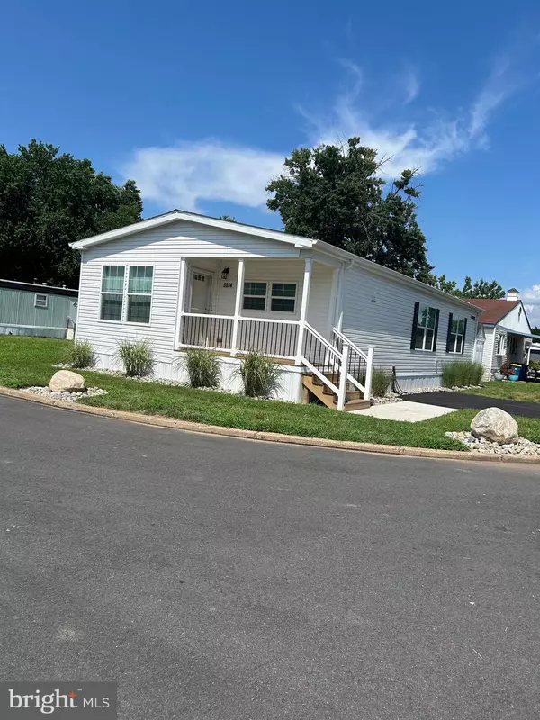 3034 CHANDLER DRIVE SOUTH, Morrisville, PA 19067