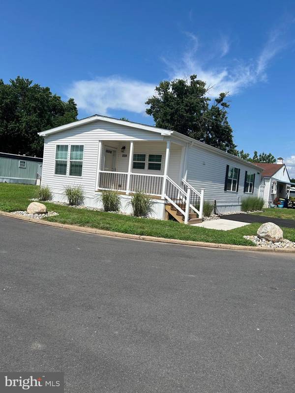 3034 CHANDLER DRIVE SOUTH, Morrisville, PA 19067