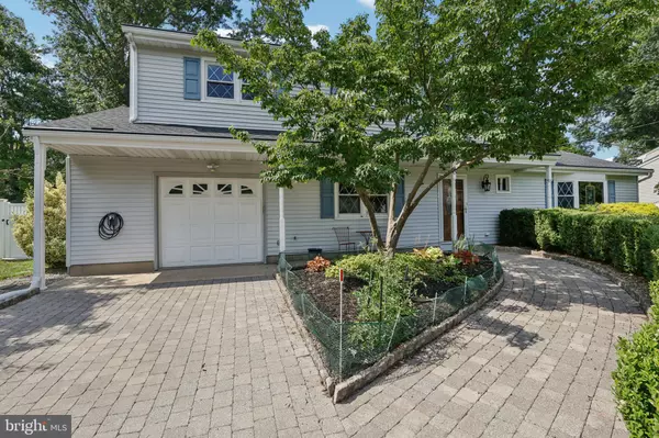 Allentown, NJ 08501,8 COATES RD