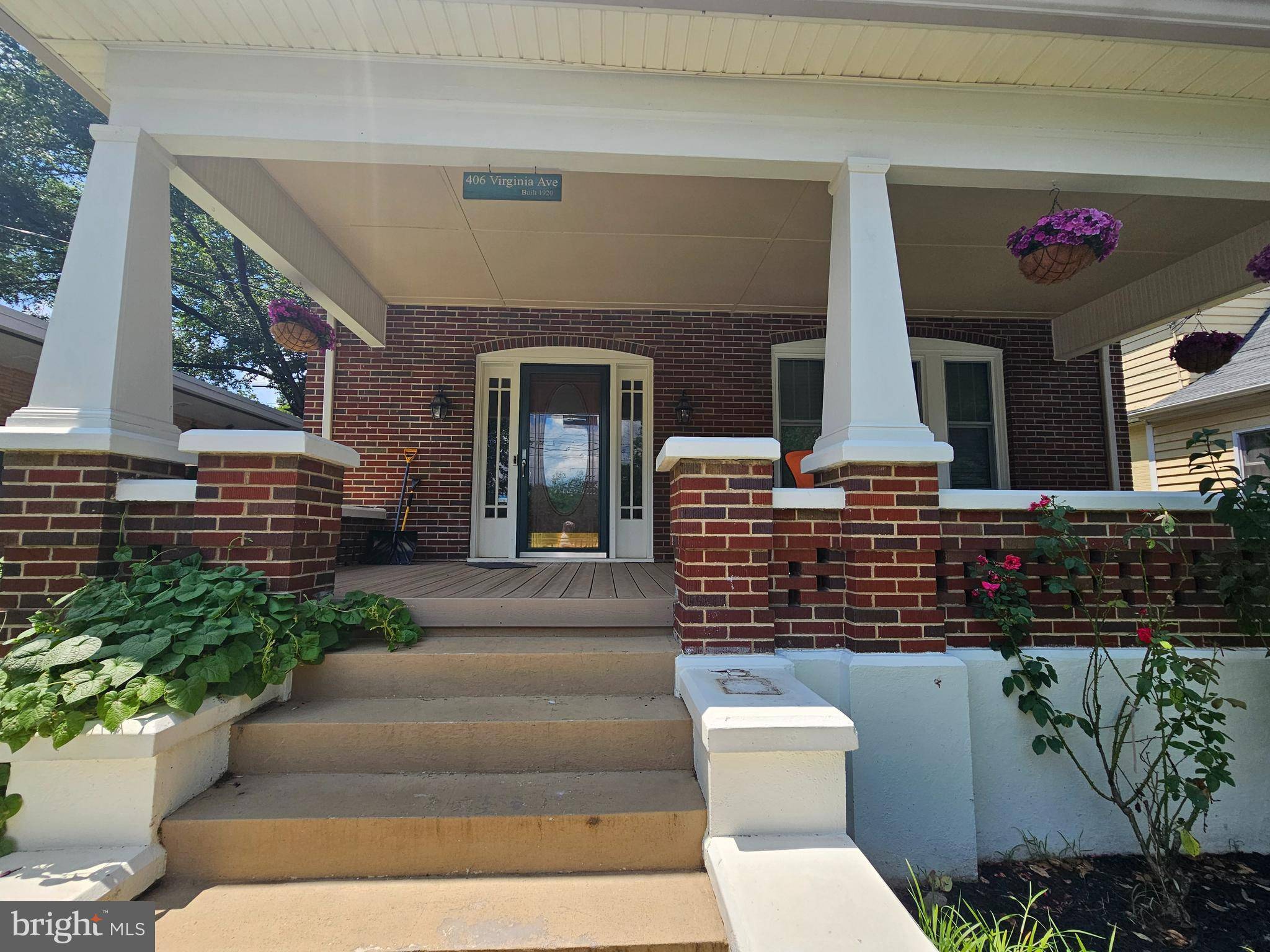 406 VIRGINIA AVE, Front Royal, VA 22630