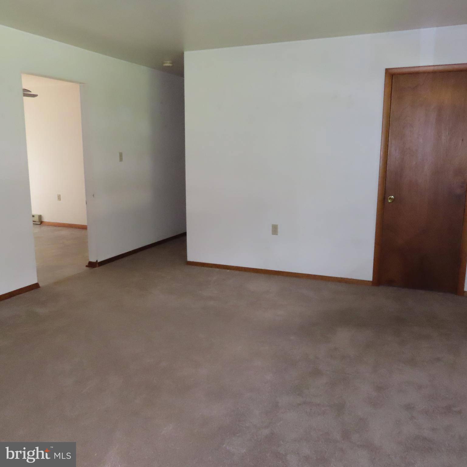 Blue Ridge Summit, PA 17214,13358 SOUTH AVENUE