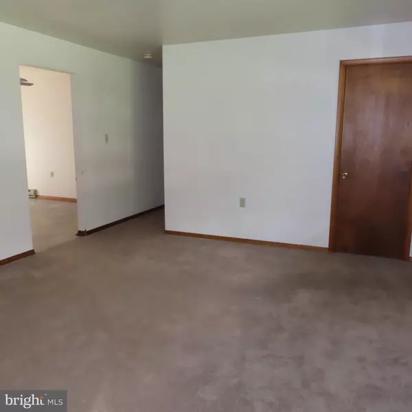 Blue Ridge Summit, PA 17214,13358 SOUTH AVENUE