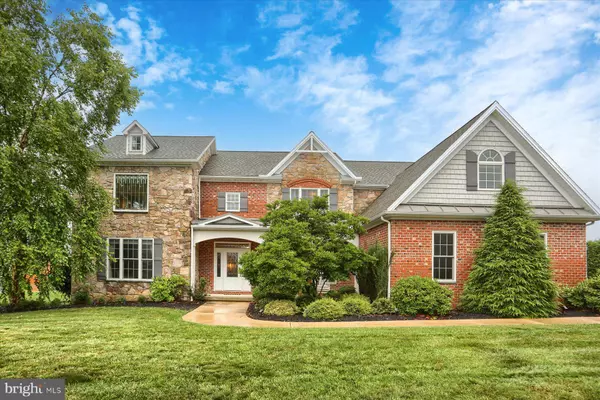 6446 MCCORMICK LN, Harrisburg, PA 17111