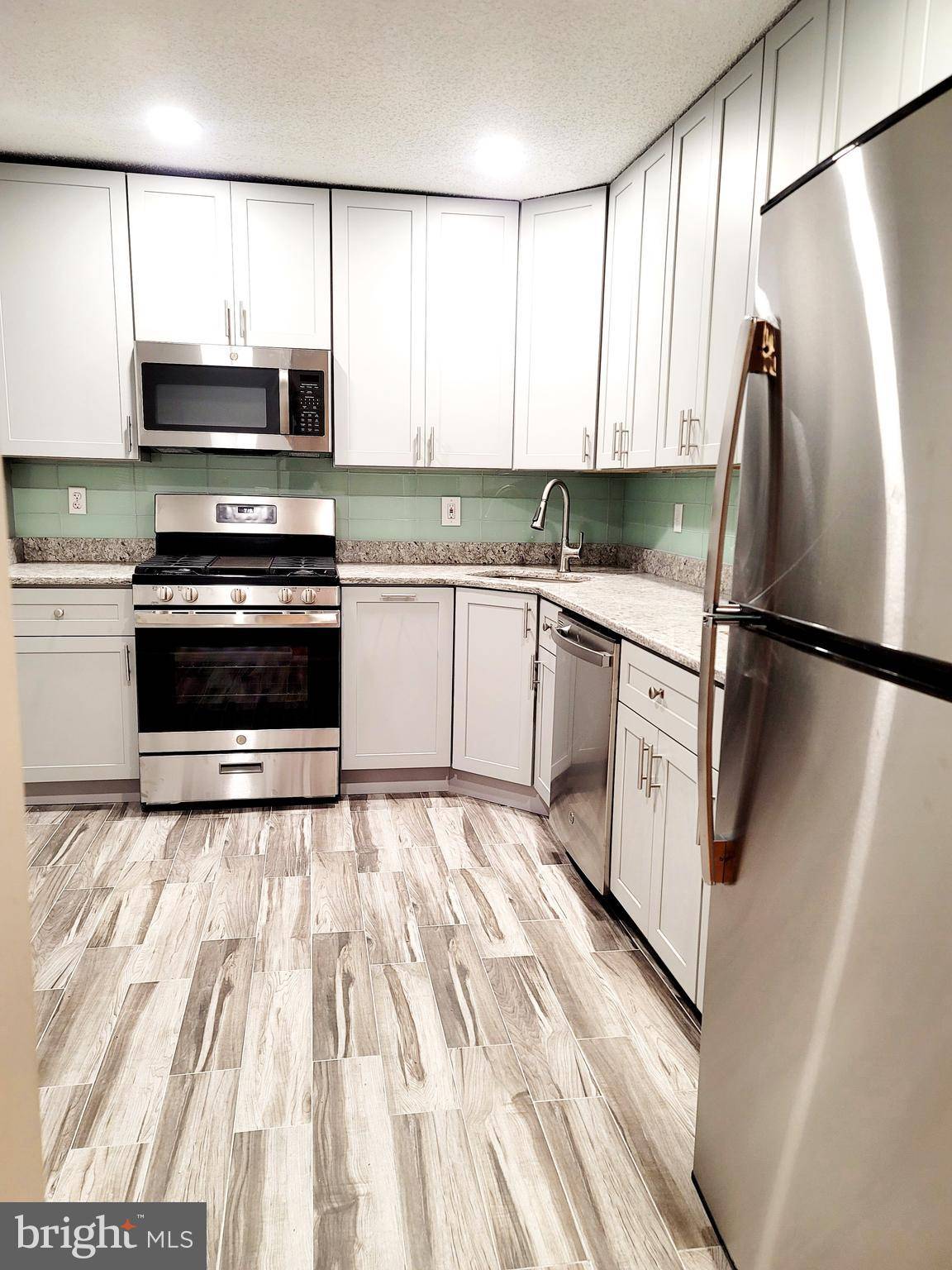 North Brunswick, NJ 08902,219 KEMPSEY DR