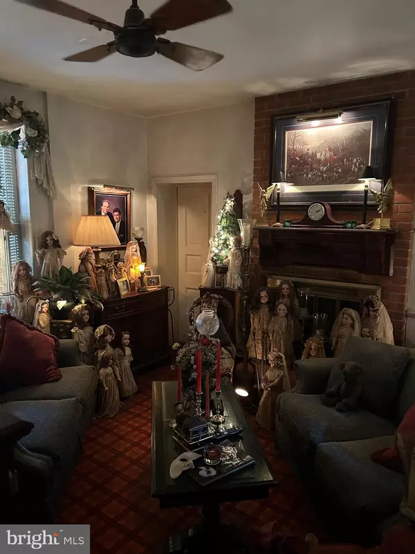 Hellertown, PA 18055,411 MAIN ST