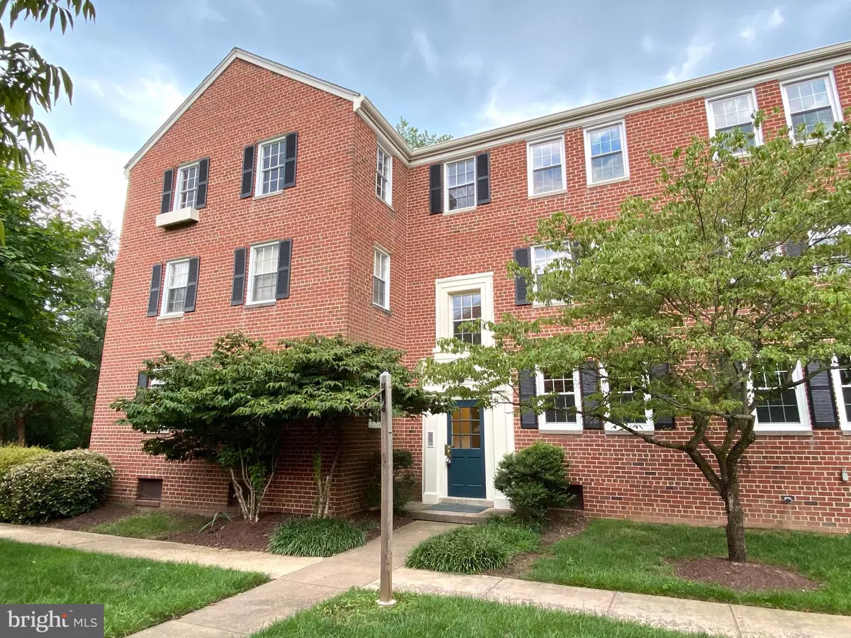 Alexandria, VA 22307,1801 BELLE VIEW BLVD #C2