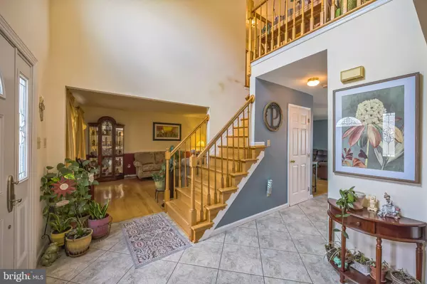 Sewell, NJ 08080,2 SUGAR MILL CT