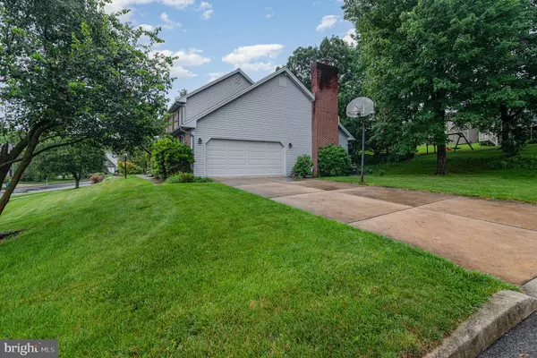 Harrisburg, PA 17112,5865 FOX ST