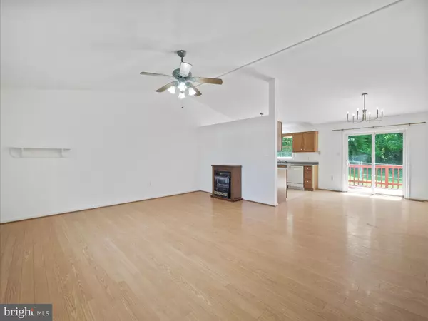 Boonsboro, MD 21713,19135 SWINGING BRIDGE RD